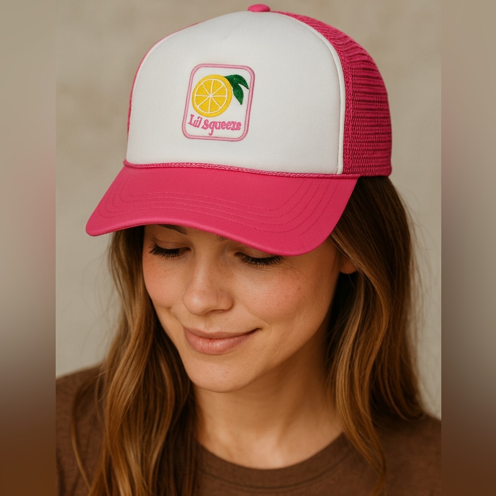 Lil‎ Squeeze Vibrant Pink and White Lemon Patch Hat woman’s